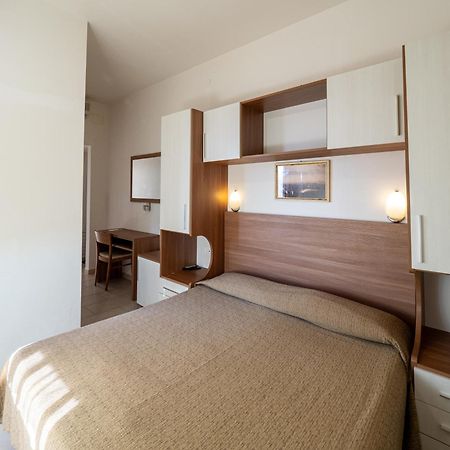 Hotel Blurelda Сильви-Марина Экстерьер фото